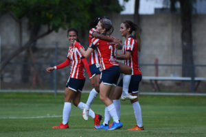 Chivas a mantener el invicto una semana más