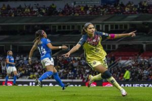 Clásico Joven Femenil en La Noria por primera vez