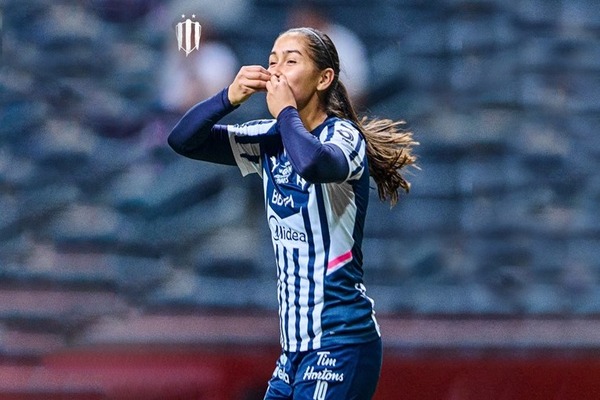 Nicole Pérez y Rayadas mantienen racha perfecta tras derrotar a San Luis