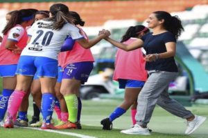 Goliza de Rayadas frente a León Femenil